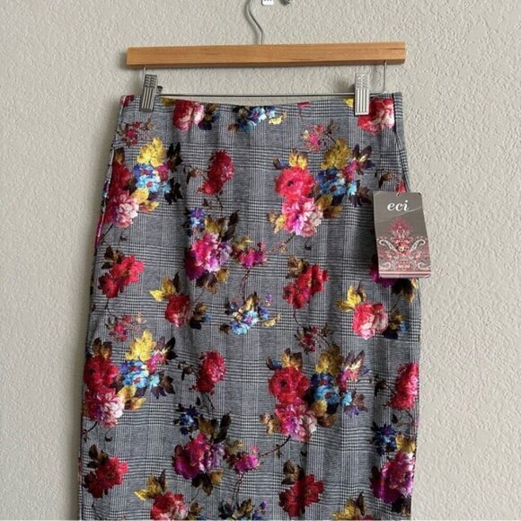 ECI Women's Floral Pencil Skirt - Gray and Red Steampunk - Picture 3 of 11